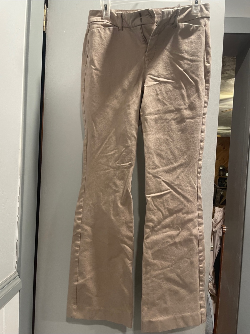Old Navy high rise Pixie Flare Pants in Warm Beige women’s size 6